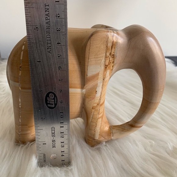 Handcrafted marble Elephant Sculpture - Picture 12 of 13